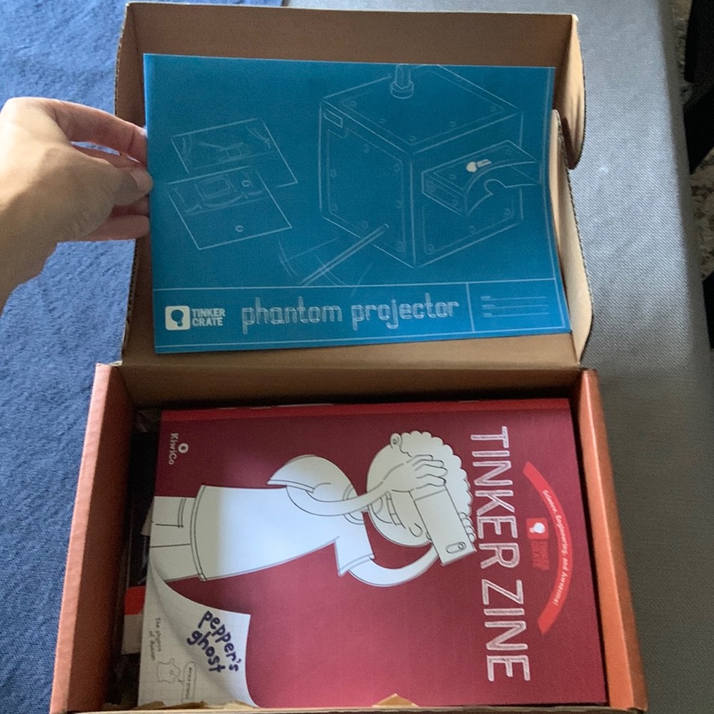 KiwiCo tinker crate- phantom projector